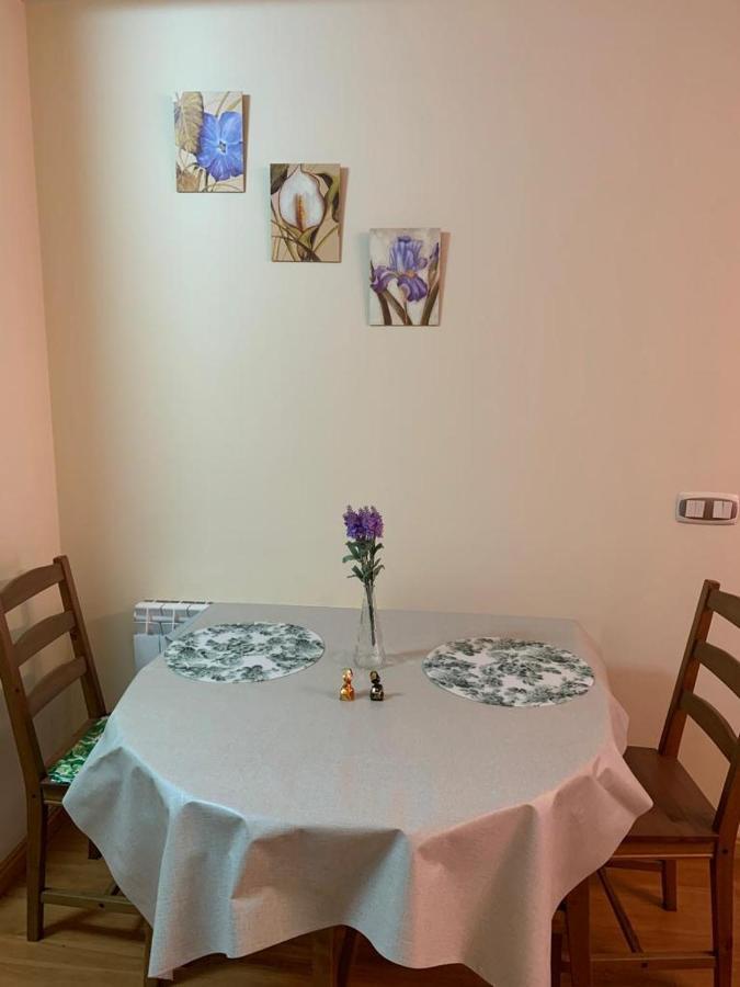 Apartamento Mota-2 Huca-Los Prados; Parking Y Wifi Gratis Oviedo Exteriér fotografie