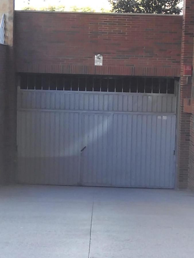 Apartamento Mota-2 Huca-Los Prados; Parking Y Wifi Gratis Oviedo Exteriér fotografie